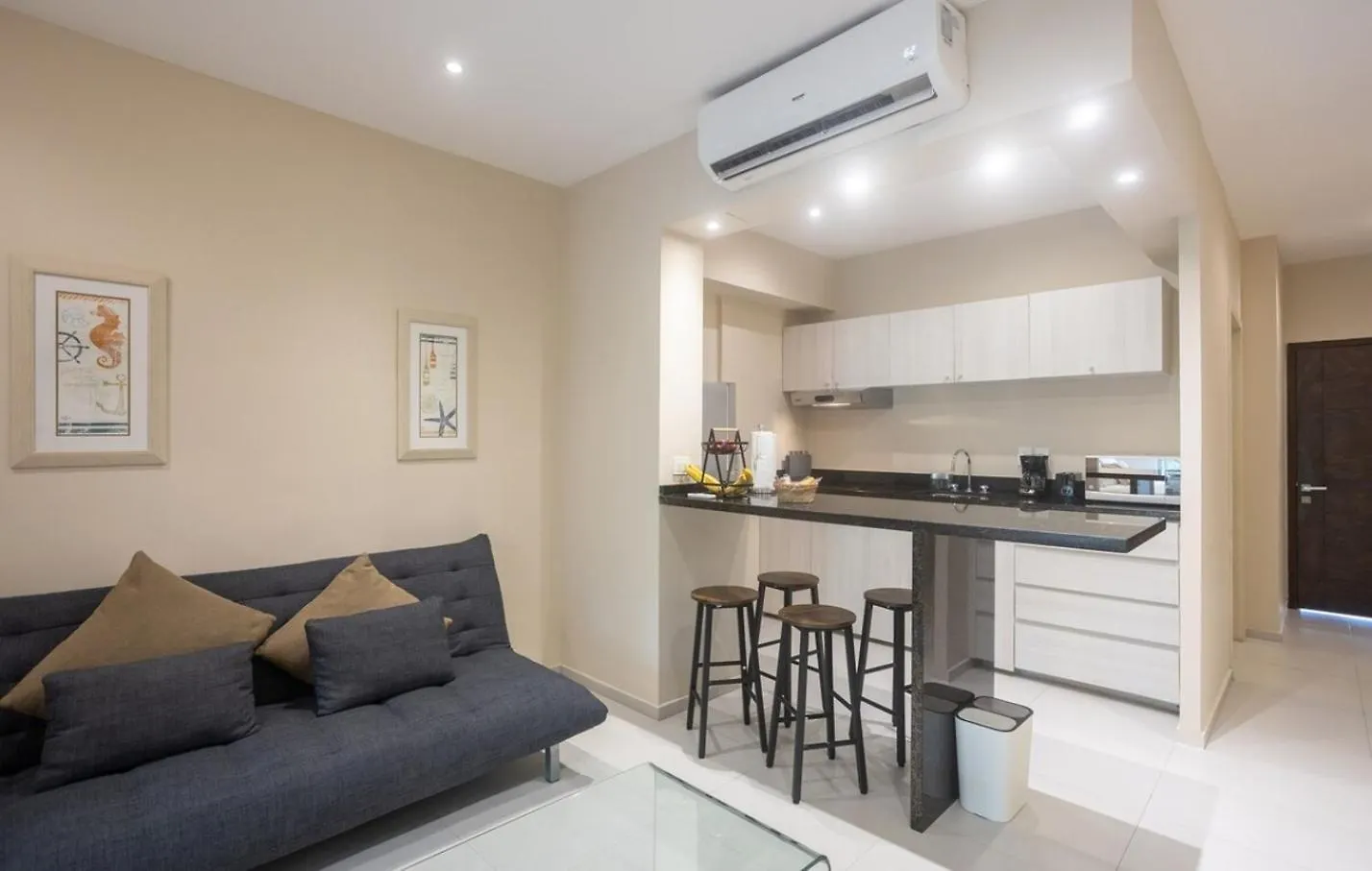 Playacar Master Suites, 2 Pools, Bbq, Beach 5 Min プレヤデルカーメン アパート